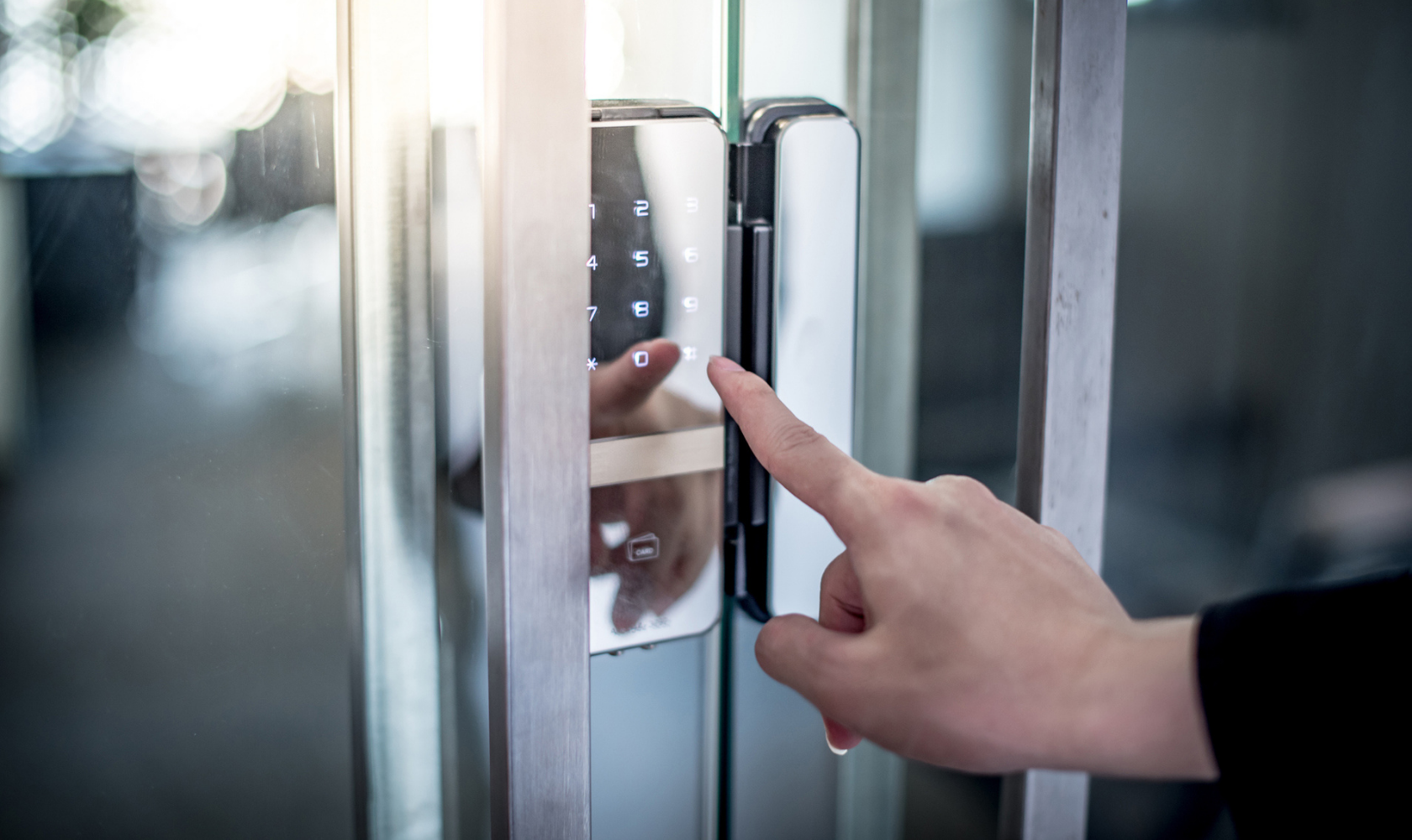The TLJ Zpad powers a variety of TLJ smart locks. 